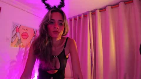 Ana online show from 10.28.25