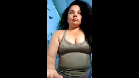 Snapshot of anaspark chatting on 12.04.25 Ana online show from 12.04.25