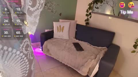 Anastacia online show from 10.24.25