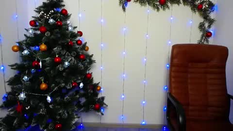 anastacyyellig online show from 12.13.24