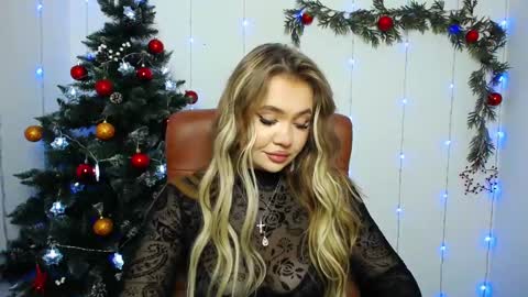 anastacyyellig online show from 12.14.24