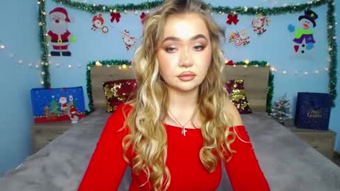 anastacyyellig online show from 12.31.24