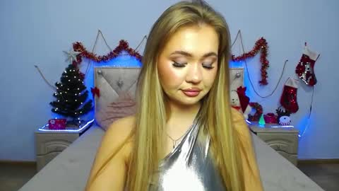 anastacyyellig online show from 01.04.25