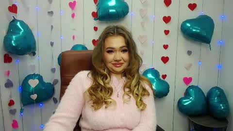 anastacyyellig online show from 02.15.25