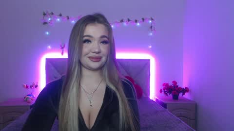 anastacyyellig online show from 04.13.26