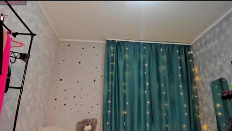 anna online show from 12.31.24