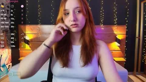 Snapshot of anastasia_windel chatting on 09.18.25 Anastasia online show from 09.18.25