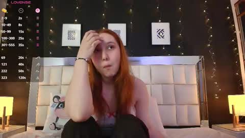 Snapshot of anastasia_windel chatting on 09.26.25 Anastasia online show from 09.26.25