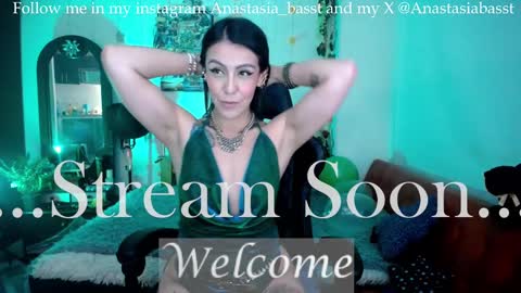 Jennyfer.... but u can say me Anastasia online show from 02.16.25