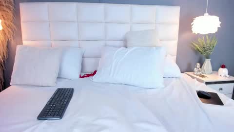 A N A S T A S I A online show from 10.25.25