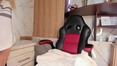 Anastasia online show from 02.06.26