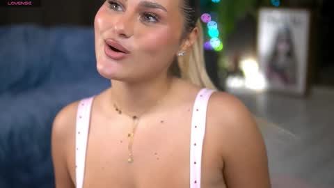 AnastasyaNoir online show from 11.10.25