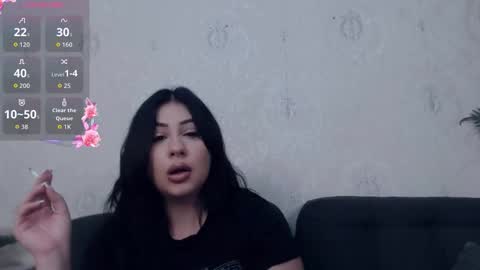 Snapshot of anaysdivine chatting on 09.24.25 Anays online show from 09.24.25