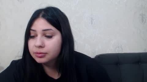 Snapshot of anaysdivine chatting on 09.30.25 Anays online show from 09.30.25