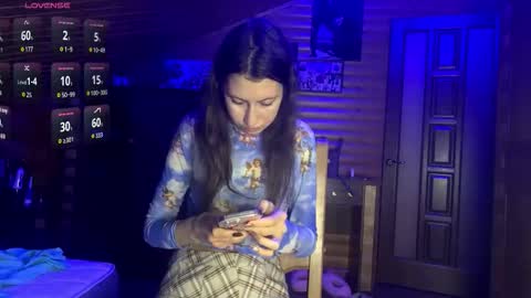 Snapshot of ancohill chatting on 11.21.25 Ashley Cooper online show from 11.21.25