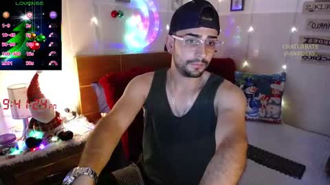 Snapshot of andders_ chatting on 12.19.25 Anders online show from 12.19.25