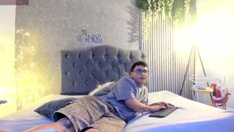 andy online show from 12.22.25