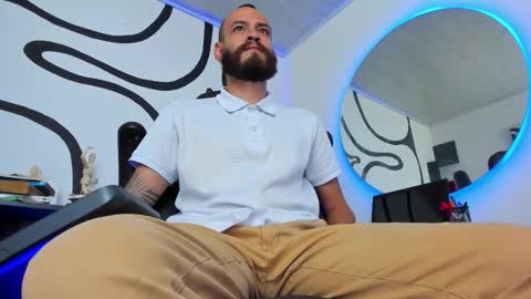 Snapshot of anders_x chatting on 10.05.25 Andrs - online show from 10.05.25