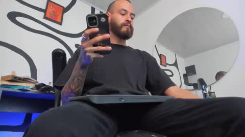 Andrs   -                   online show from 01.18.26