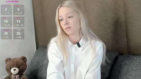 andneveragain online show from 03.08.25
