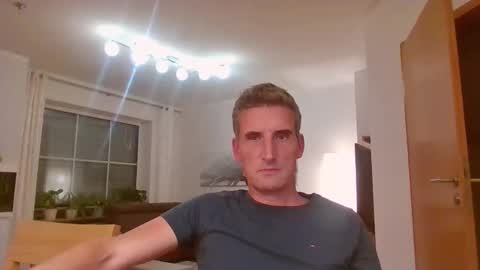 Snapshot of andre029 chatting on 09.15.25 Name online show from 09.15.25