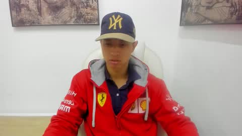 Snapshot of andre_blow chatting on 09.12.25 Andre Blow online show from 09.12.25