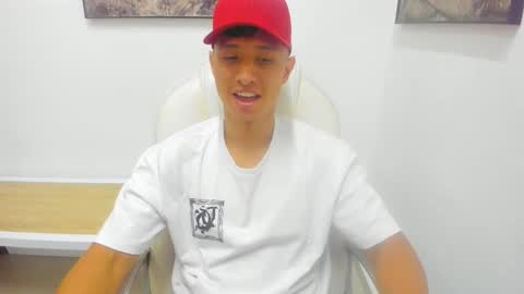 Snapshot of andre_blow chatting on 09.15.25 Andre Blow online show from 09.15.25