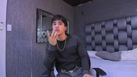 Andre Parker online show from 12.05.24