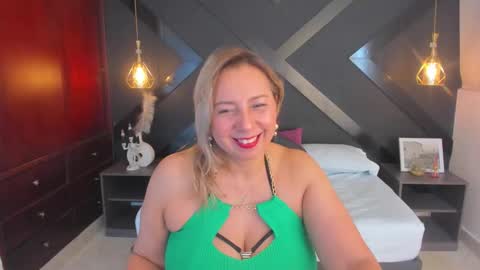 A N D R E online show from 10.04.25