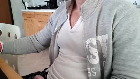 andrea_feetlover online show from 11.03.25