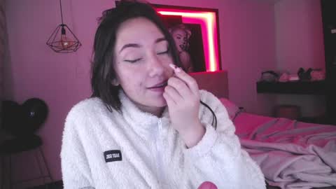 Andrea Ramos online show from 12.11.24