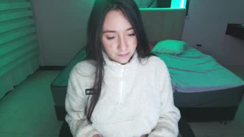 Andrea Ramos online show from 02.27.25