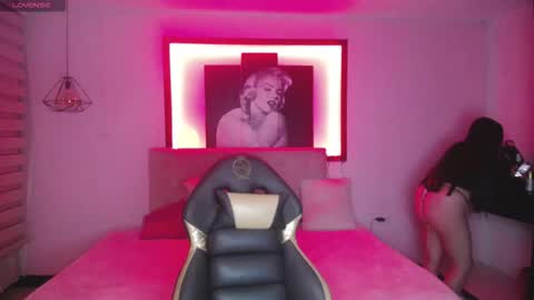 Andrea Ramos online show from 11.02.25