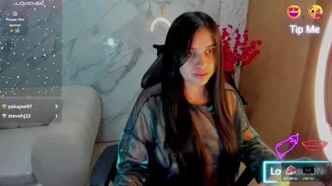 Snapshot of andrea_tasty_tf chatting on 11.21.25 andrea_tasty_tf online show from 11.21.25