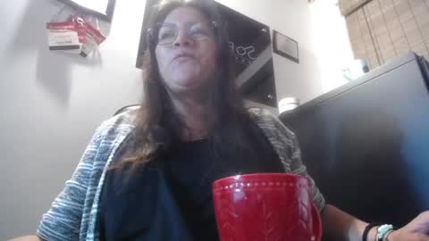 Snapshot of andrea_teacher chatting on 02.14.25 Andrea Model trainer Luxury ST online show from 02.14.25