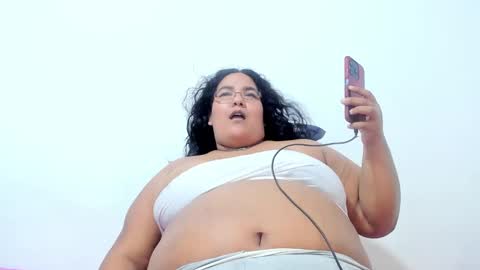 Snapshot of andreabigboobs_ chatting on 02.19.25 andreabigboobs_ online show from 02.19.25