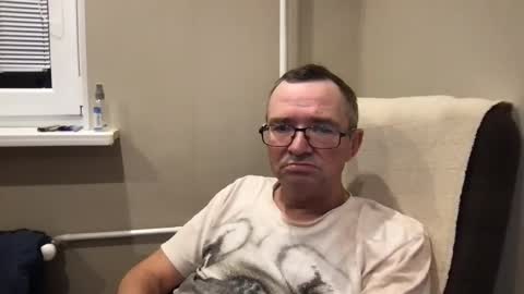 Snapshot of andreass60 chatting on 12.30.24 andreass60 online show from 12.30.24