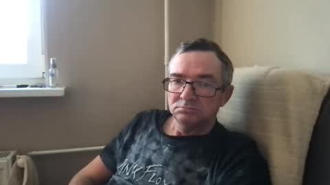 Snapshot of andreass60 chatting on 01.28.25 andreass60 online show from 01.28.25