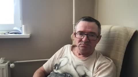 Snapshot of andreass60 chatting on 02.25.25 andreass60 online show from 02.25.25