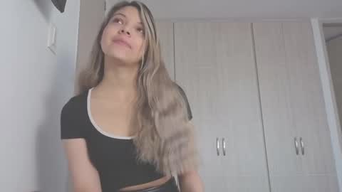 andreau 19 online show from 11.28.25