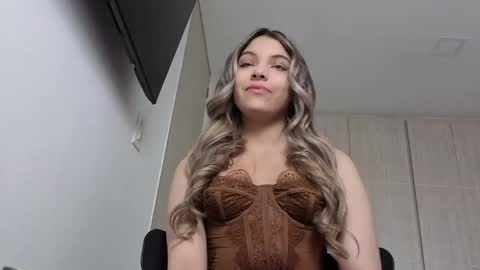 andreau 19 online show from 04.11.26