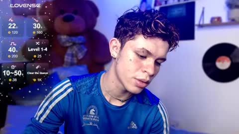 Snapshot of andreewwolffman chatting on 02.07.25 Andrew online show from 02.07.25