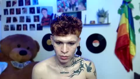 Snapshot of andreewwolffman chatting on 03.07.25 Andrew online show from 03.07.25