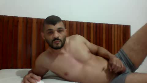 Snapshot of andreloko123 chatting on 04.29.26 andreloko123 online show from 04.29.26