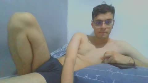 andres129494 online show from 11.26.25