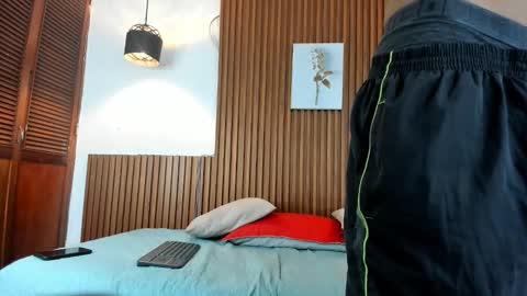 andres_belari online show from 10.13.25