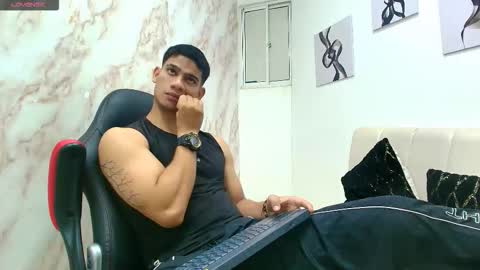andres_stud online show from 12.21.25
