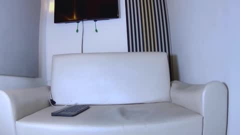 Snapshot of andres_stud chatting on 02.15.26 andres_stud online show from 02.15.26