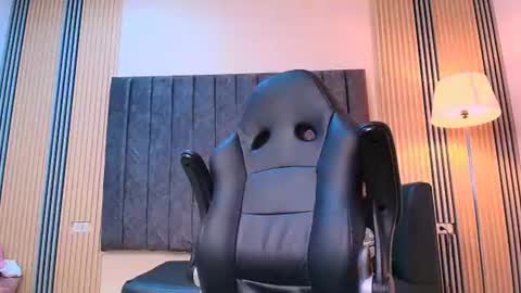 Snapshot of andres_stud chatting on 07.11.26 andres_stud online show from 07.11.26