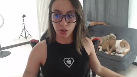 Isa  --------- online show from 09.17.25